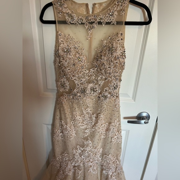 Fit and flair styled grad dress. Very minor alterations done. - Picture 4 of 5